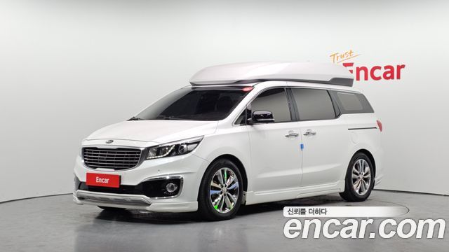 Kia Carnival — exterior