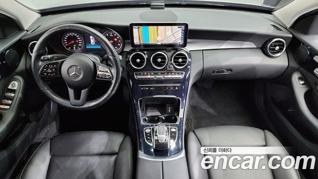 Mercedes-Benz C-Class — interior