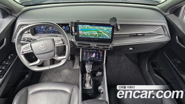 KG Mobility Torres — interior