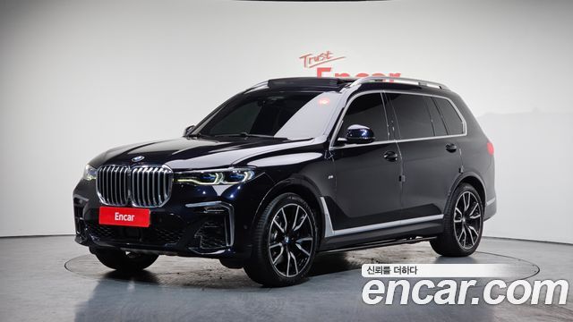 BMW X7 — exterior