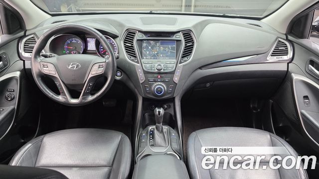 Hyundai Maxcruz — interior