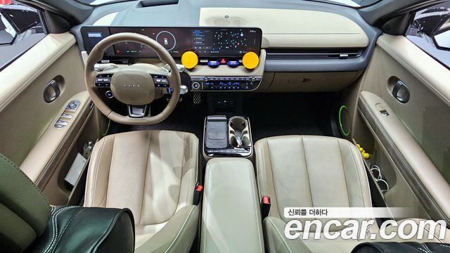 Hyundai IONIQ 5 — interior