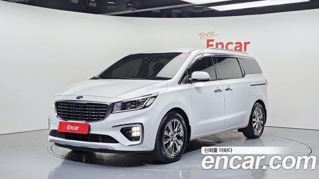 Kia Carnival — exterior