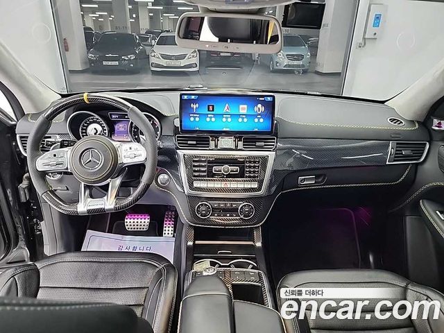 Mercedes-Benz M-Class — exterior
