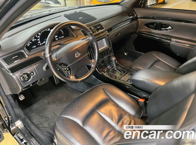 Maybach 62s — interior
