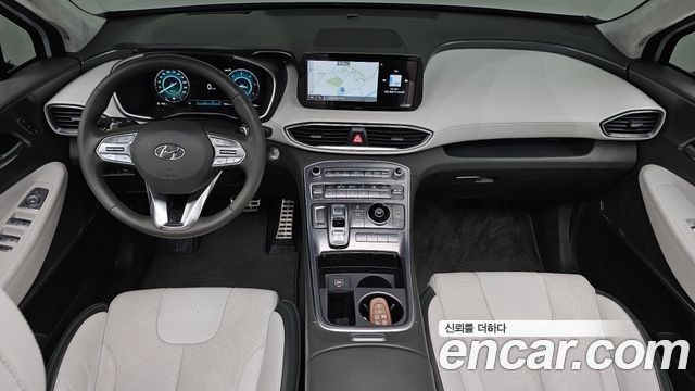 Hyundai Santa Fe — interior