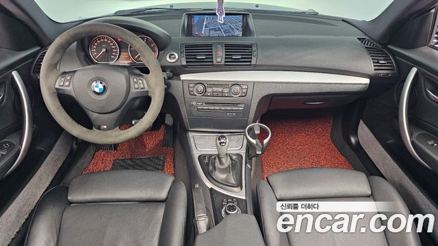 BMW 1 Series — interior