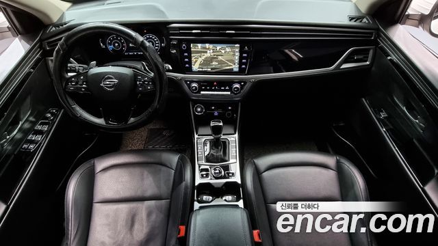 KG Mobility Korando — interior