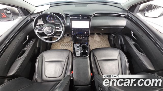 Hyundai Tucson — interior