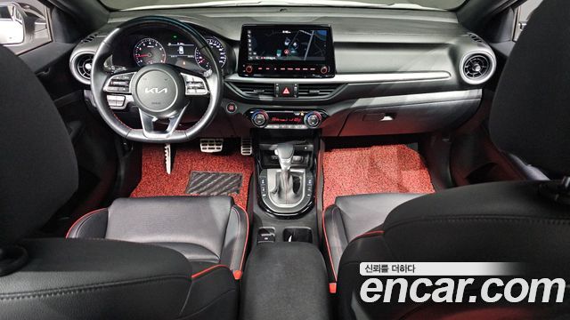 Kia K3 — interior