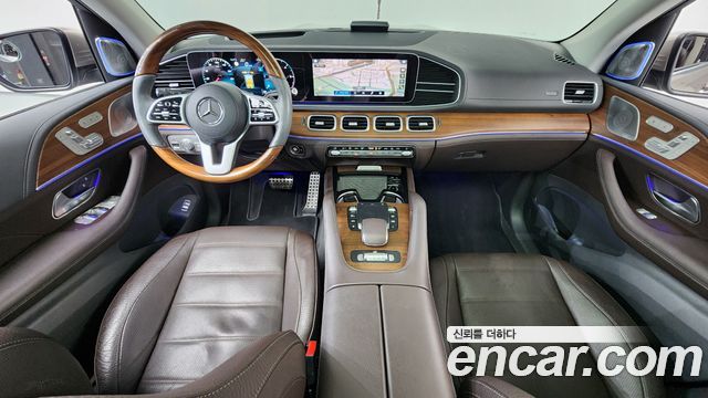 Mercedes-Benz GLS-Class — interior