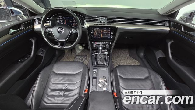 Volkswagen Arteon — interior