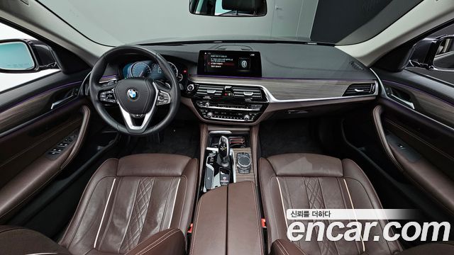 BMW 5 Series — interior