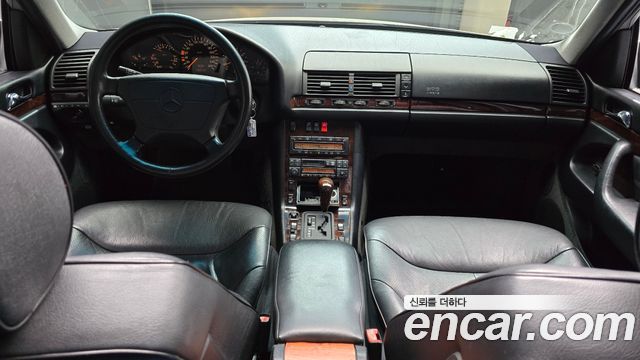 Mercedes-Benz S-Class — interior