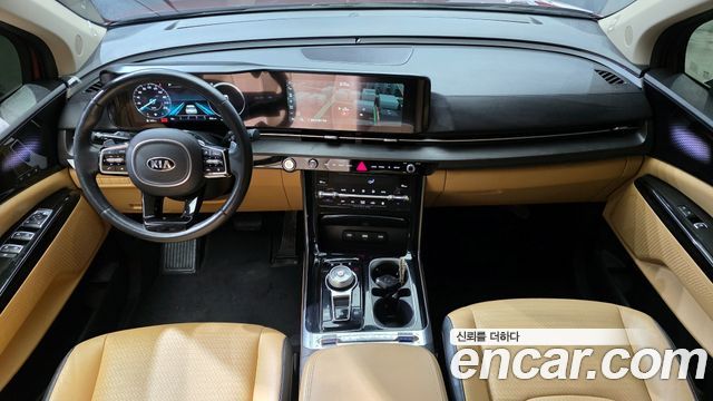 Kia Carnival — interior