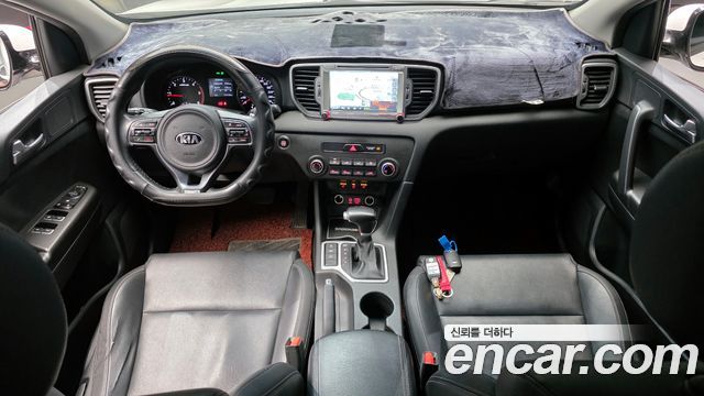 Kia Sportage — interior