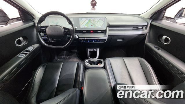 Hyundai IONIQ 5 — interior