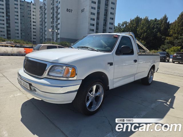 Ford F-150 — exterior