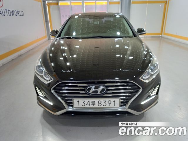 Hyundai Sonata — exterior
