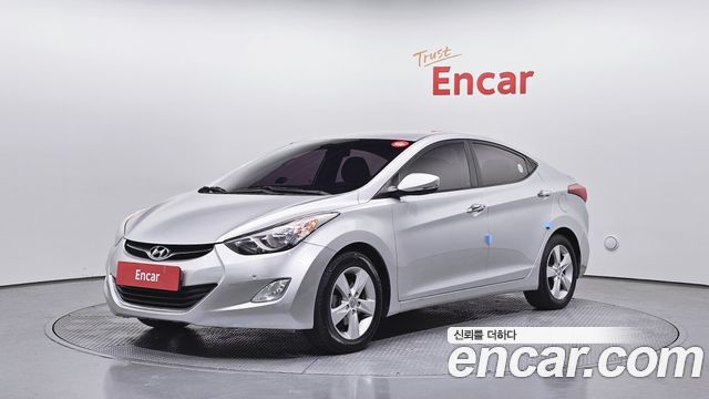 Hyundai Avante — exterior