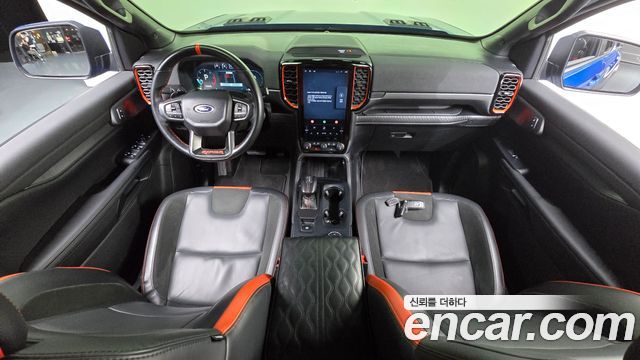 Ford Ranger — interior