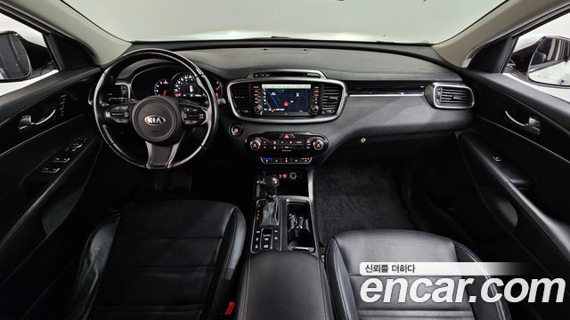 Kia Sorento — interior