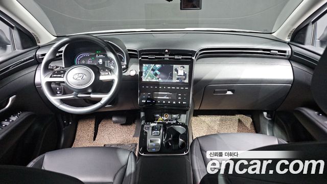 Hyundai Tucson — interior