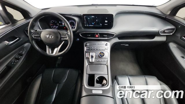 Hyundai Santa Fe — interior