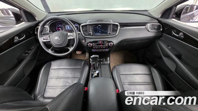 Kia Sorento — interior