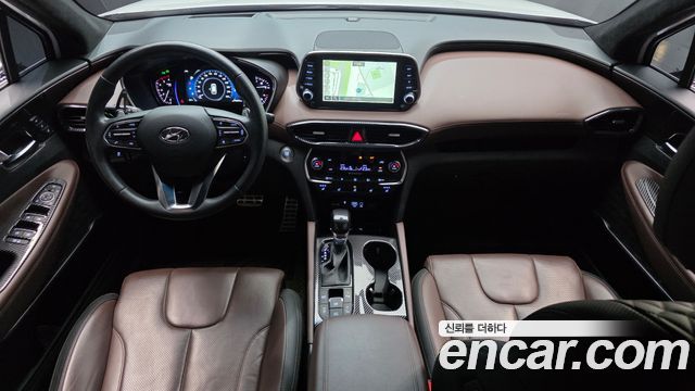 Hyundai Santa Fe — interior