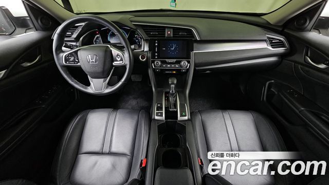 Honda Civic — interior