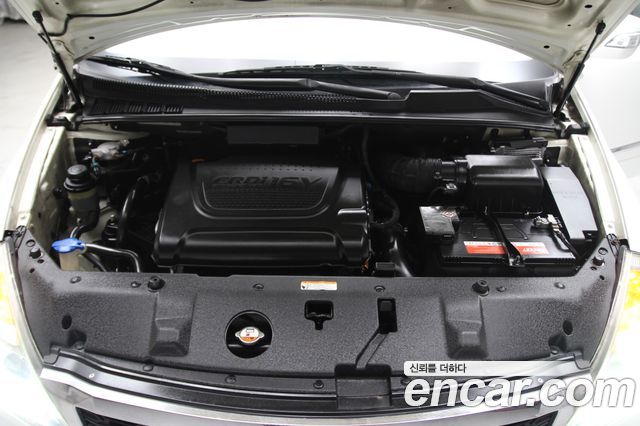 Kia Carnival — interior