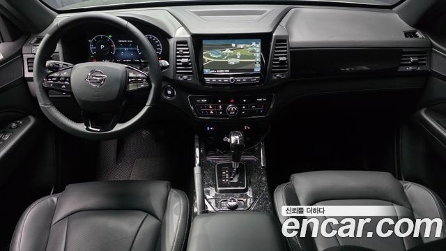 KG Mobility Rexton — interior