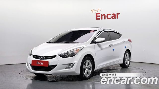 Hyundai Avante — exterior