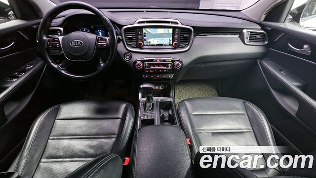 Kia Sorento — interior