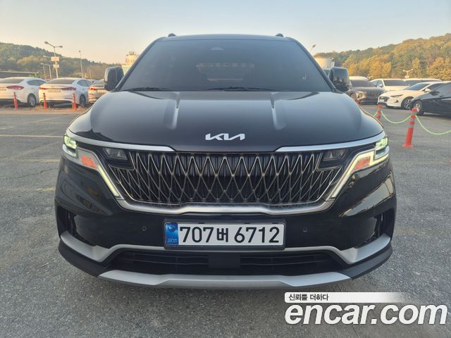 Kia Carnival — exterior