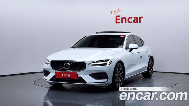 Volvo S60 — exterior