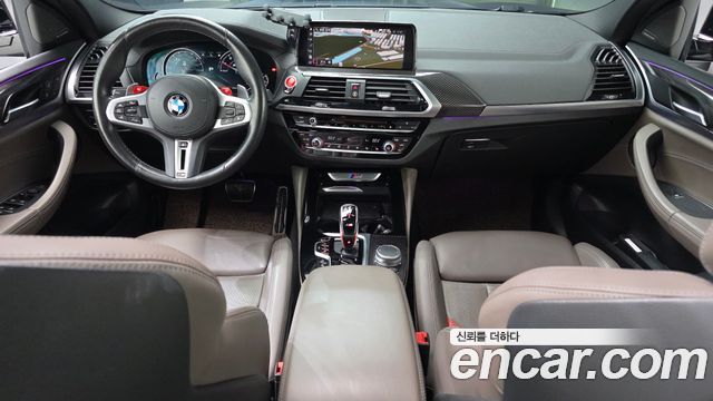 BMW X4M — interior