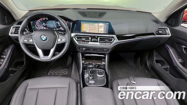 BMW 3 Series — interior