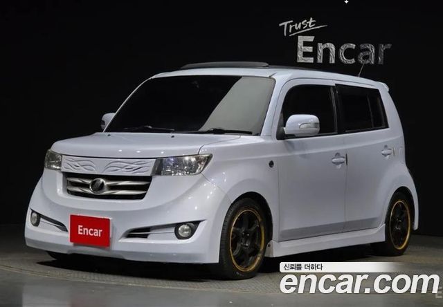 Toyota bB — exterior