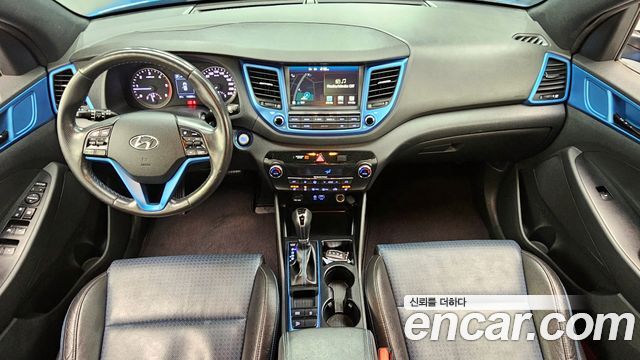 Hyundai Tucson — interior