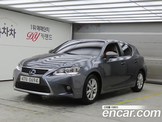 Lexus CT200h — exterior