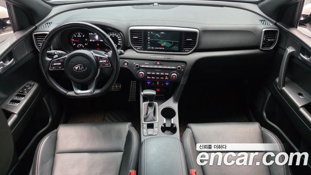 Kia Sportage — interior