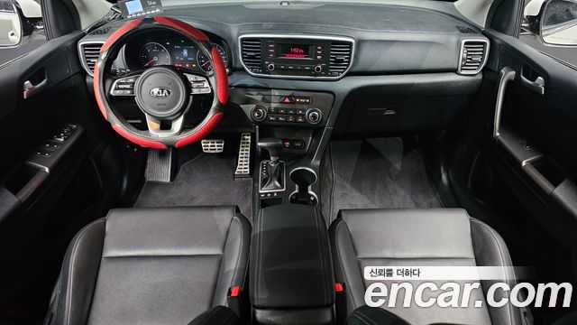 Kia Sportage — interior