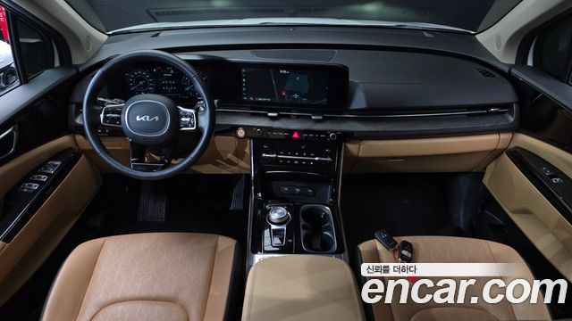 Kia Carnival — interior