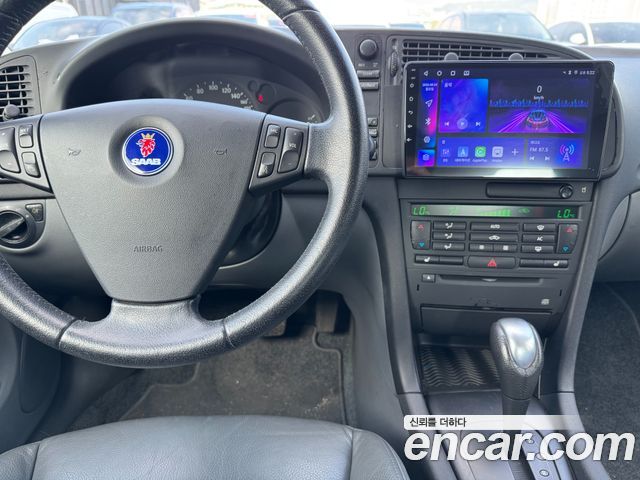 Saab 9-3 — interior