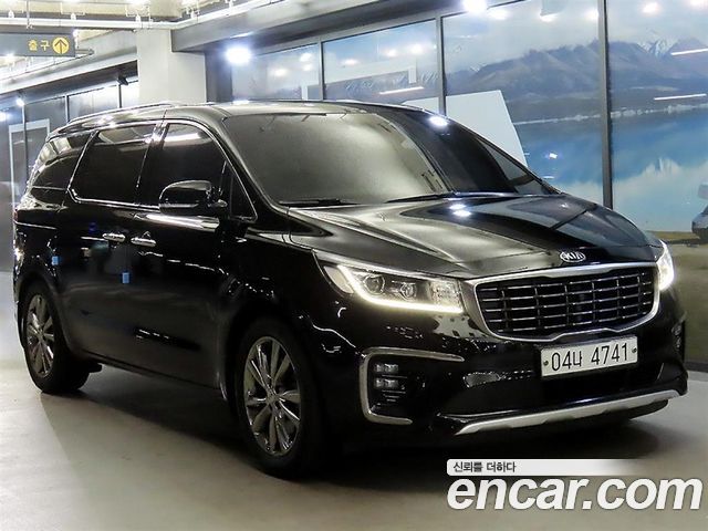 Kia Carnival — exterior