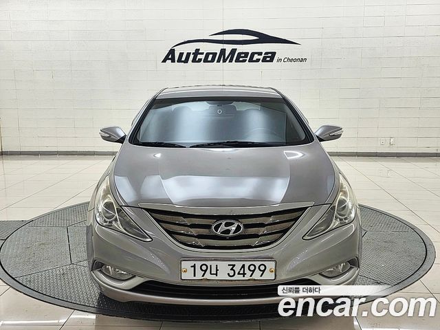 Hyundai Sonata — exterior