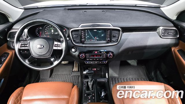 Kia Sorento — interior