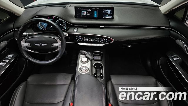 Genesis GV70 — interior